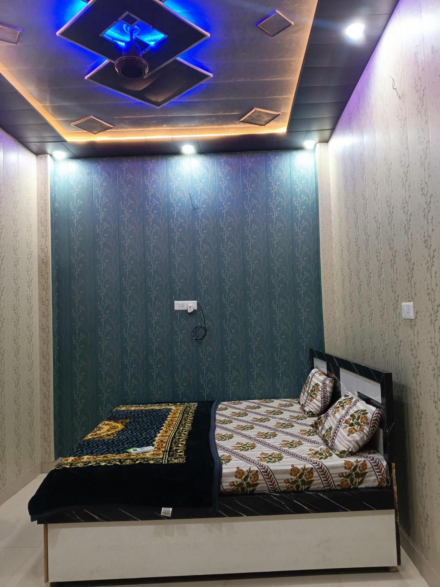 La Ayodhya Residency Hotel Екстериор снимка